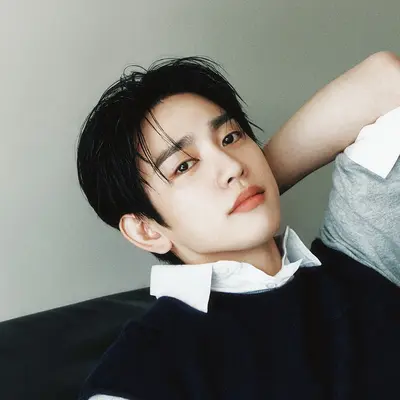 Jinyoung